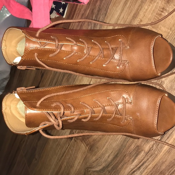 Charlotte Rouse heels! - Picture 2 of 2